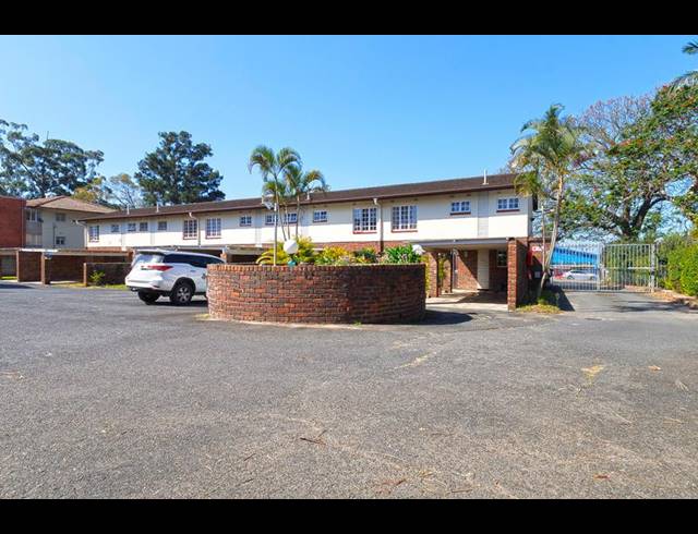 3 BEDROOM DUPLEX FOR SALE IN MANORS